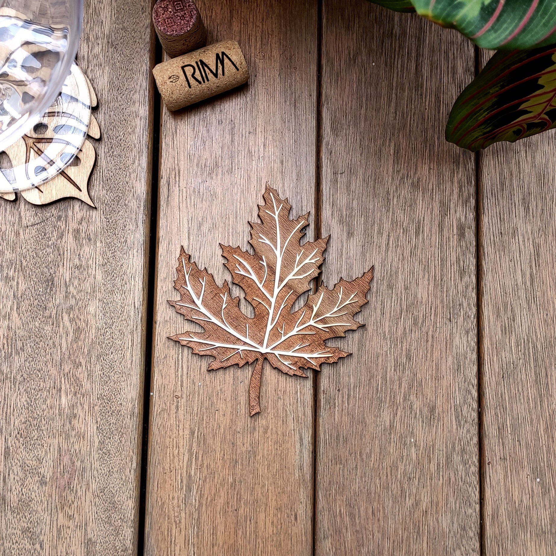 Pot Holder Autumn Leaf - Nature - Wood - Handmade Gift - Housewarming - Wood Kitchenware