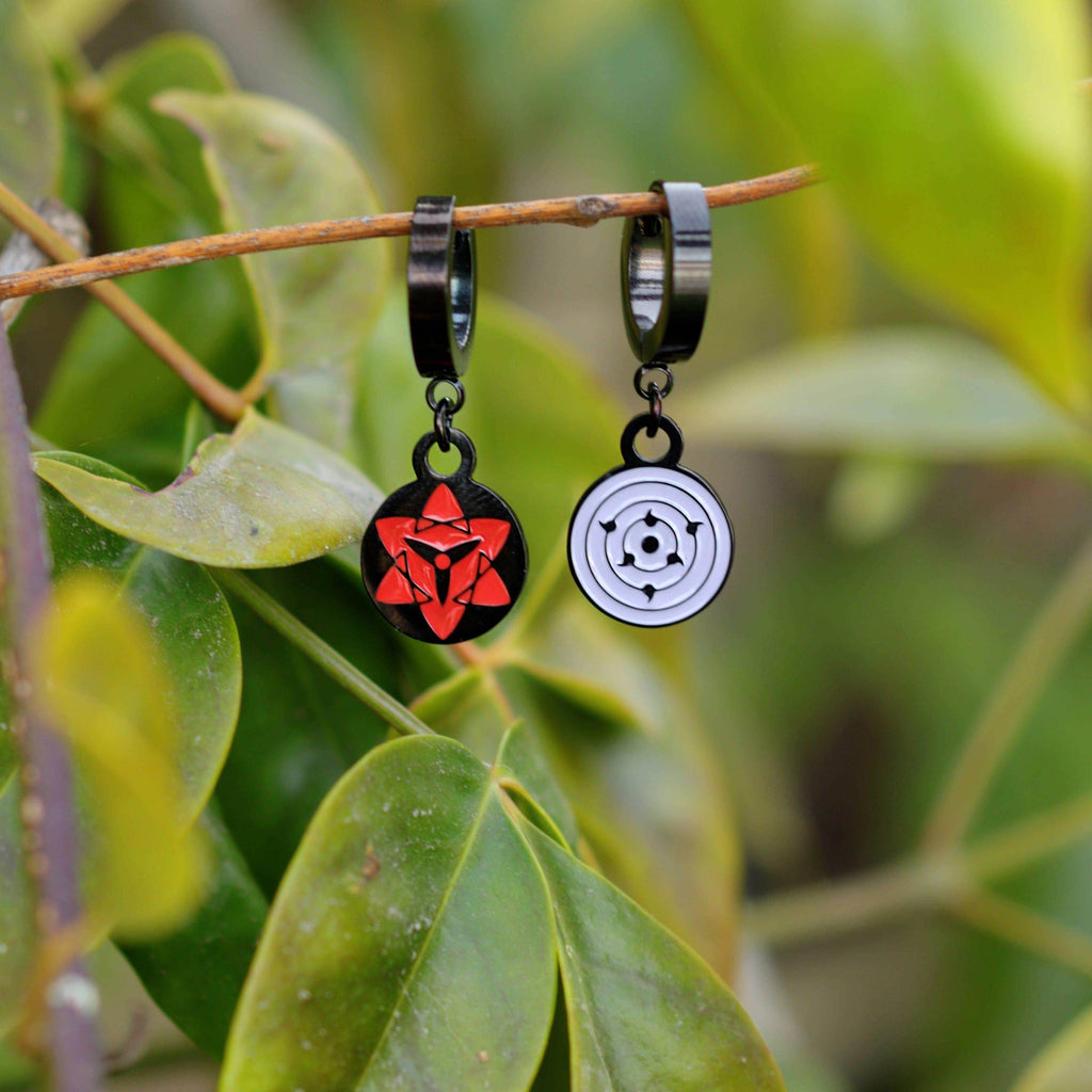 Naruto™ Most Powerful Eyes Earrings - Black