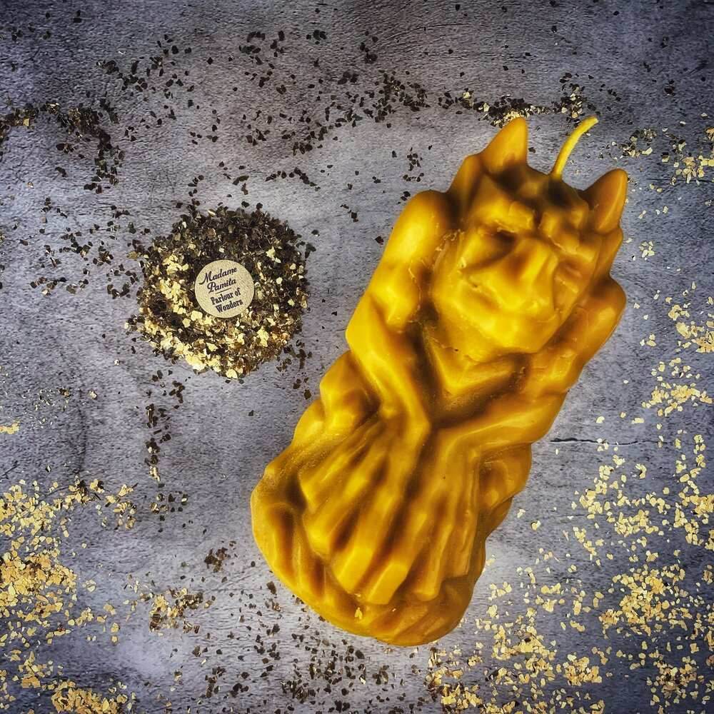 Beeswax Gargoyle Protector Spell Candle - Yellow (Protecting Success)