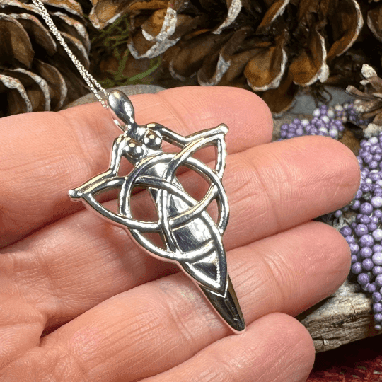 Danu Triquetra Necklace - 18