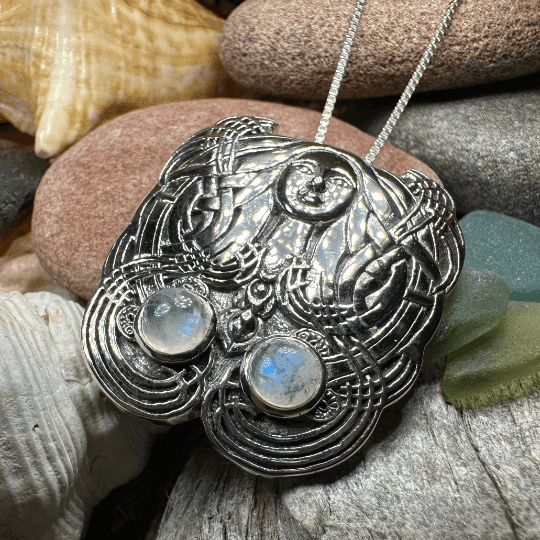 Mother Goddess Necklace - Amethyst