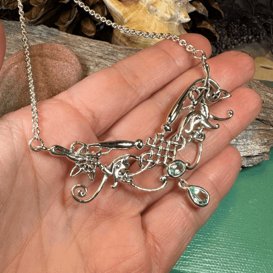 Aife Goddess Celtic Knot Necklace - Amethyst