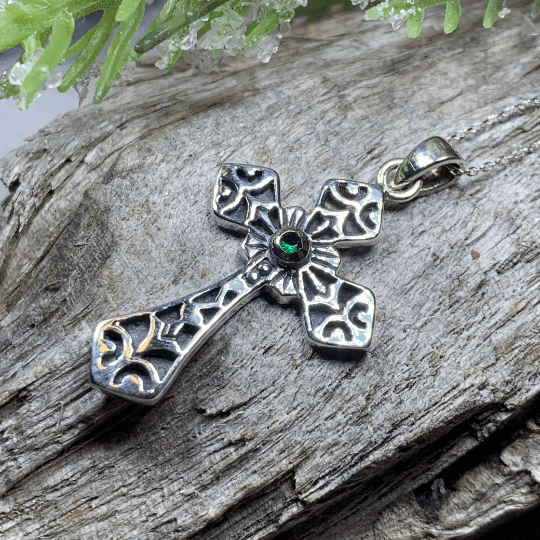 Caitlyn Celtic Cross Necklace - Amethyst