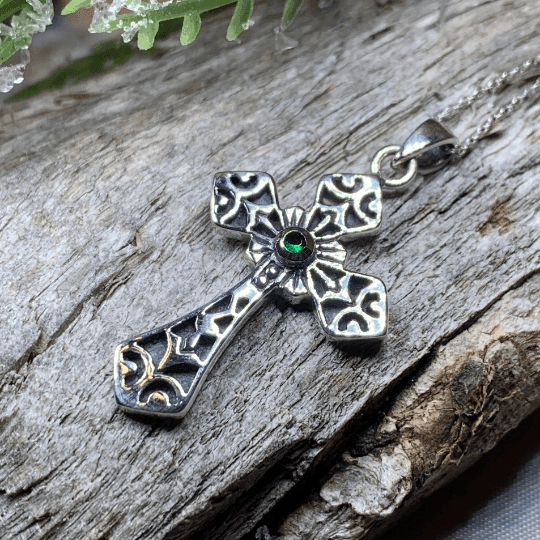 Caitlyn Celtic Cross Necklace - Amethyst