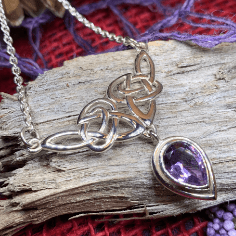 Ayn Celtic Knot Necklace - Amethyst