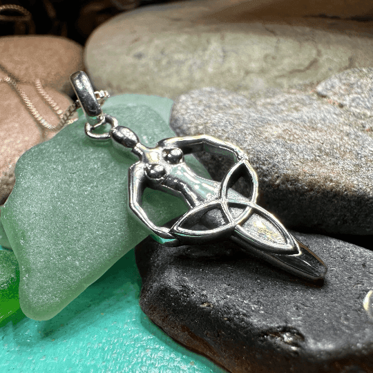 Danu Goddess Necklace - 18