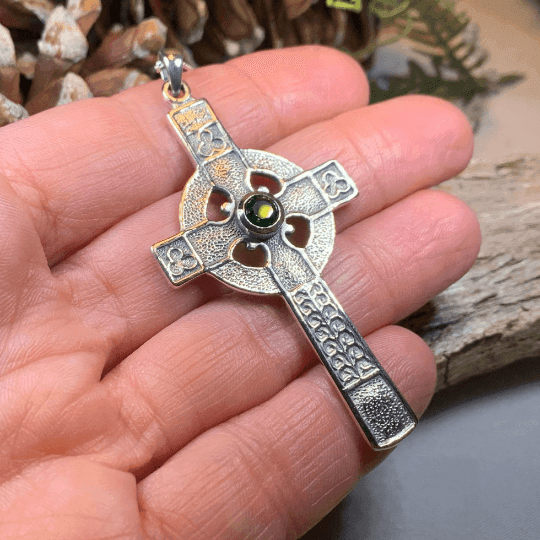 Gibrian Celtic Cross Necklace - 18 / Rainbow Moonstone