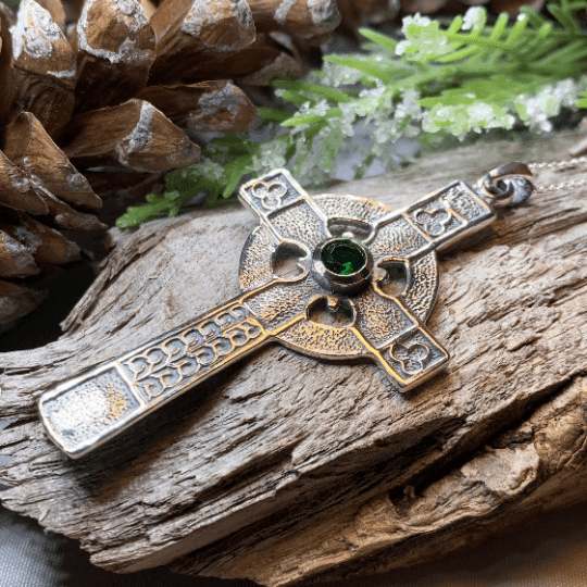 Gibrian Celtic Cross Necklace - 18 / Rainbow Moonstone