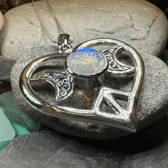 Morgance Triple Moon Love Necklace - 18 / Amethyst