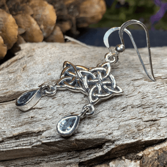 Quaternary Celtic Knot Earrings - Garnet