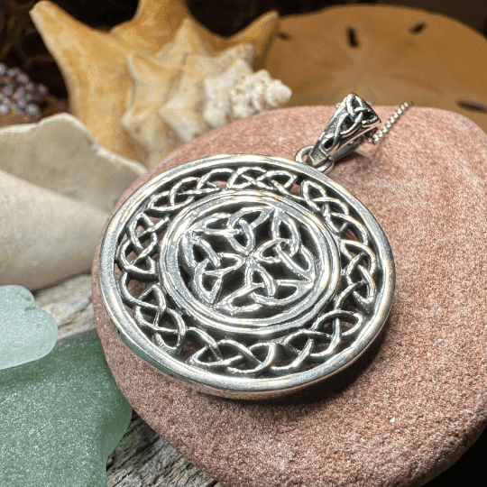 Runa Four Trinity Knot Necklace - 18