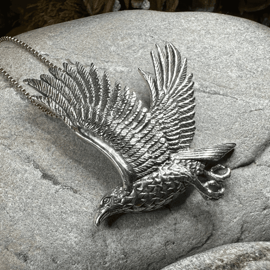 Eagle in Flight Necklace - 18