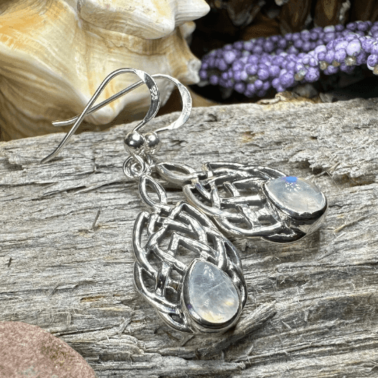 Abria Celtic Knot Earrings - Amethyst