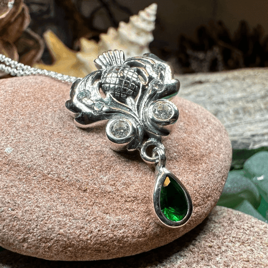 Scottish Aberdeen Thistle Necklace - Amethyst / 18