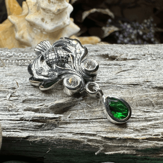 Scottish Aberdeen Thistle Necklace - Green Quartz / 18