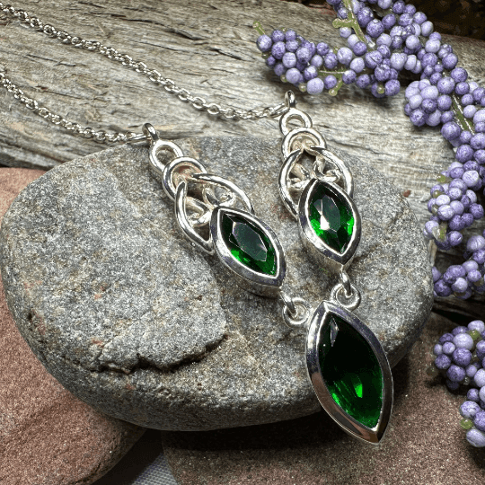 Grace Celtic Knot Necklace - Amethyst