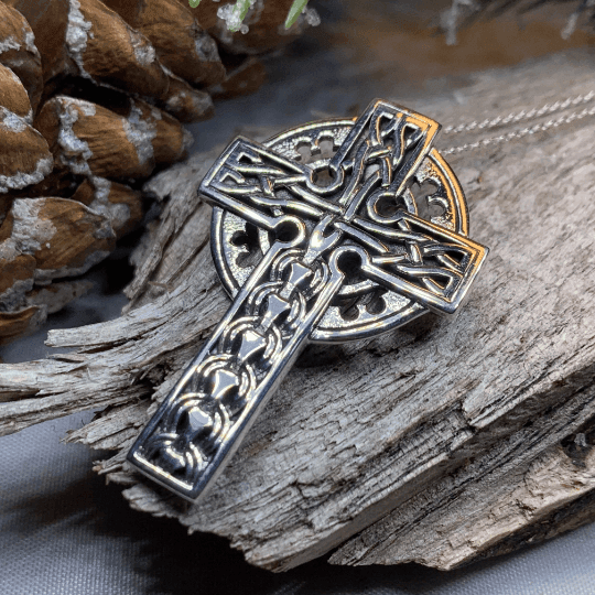Braddan Scottish Celtic Cross Necklace - 