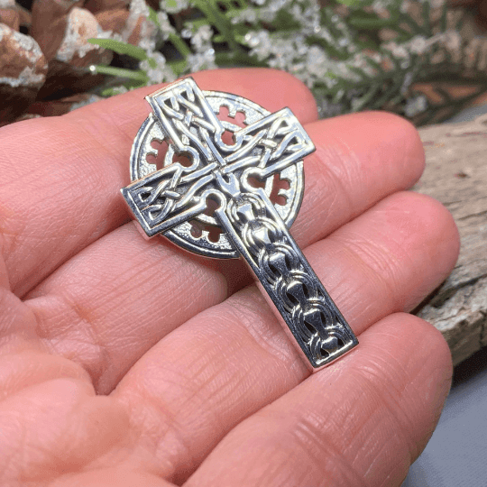 Braddan Scottish Celtic Cross Necklace - 
