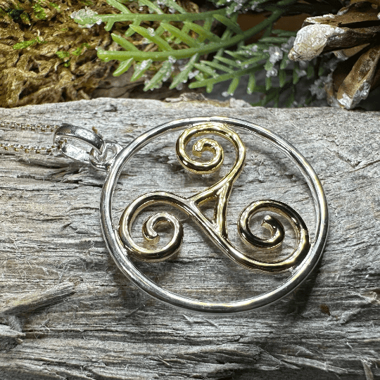 Arawn Celtic Spiral Necklace - 18