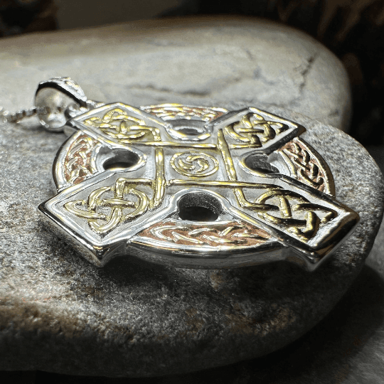 Bellavary Celtic Cross Necklace - 18