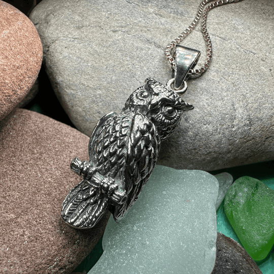 Watchful Owl Necklace - 18