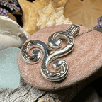 Finglas Celtic Triskele Necklace - 18