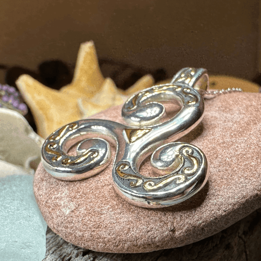 Finglas Celtic Triskele Necklace - 18