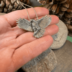 Eagle of Glory Necklace - 18