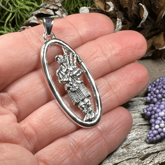 Proud Bagpiper Necklace - 18
