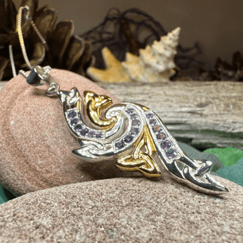 Mystic Trinity Knot Necklace - 18