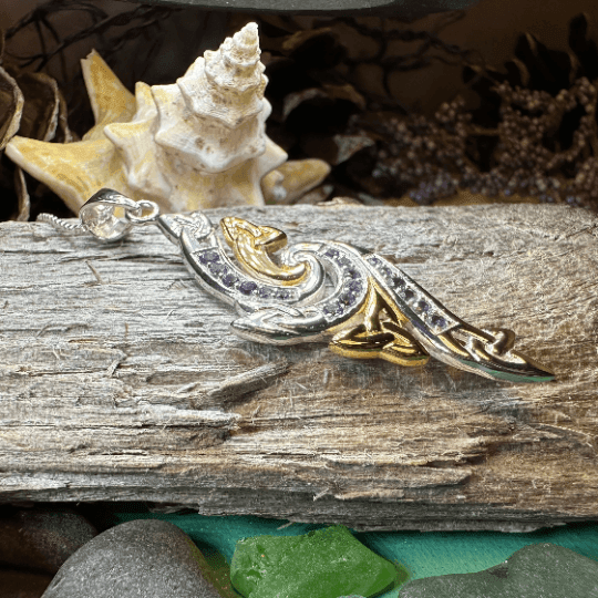 Mystic Trinity Knot Necklace - 18