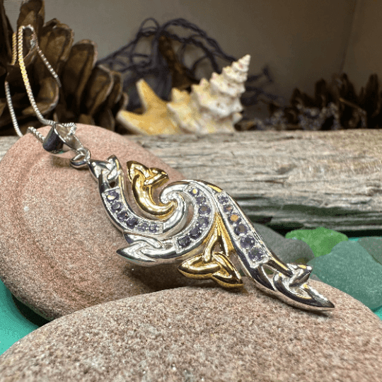 Mystic Trinity Knot Necklace - 18