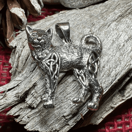 Tabitha Celtic Knot Cat Necklace - 18