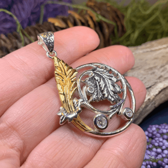 Lady of the Mist Flower Necklace - 18