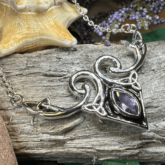 Meegan Trinity Knot Necklace - Amethyst