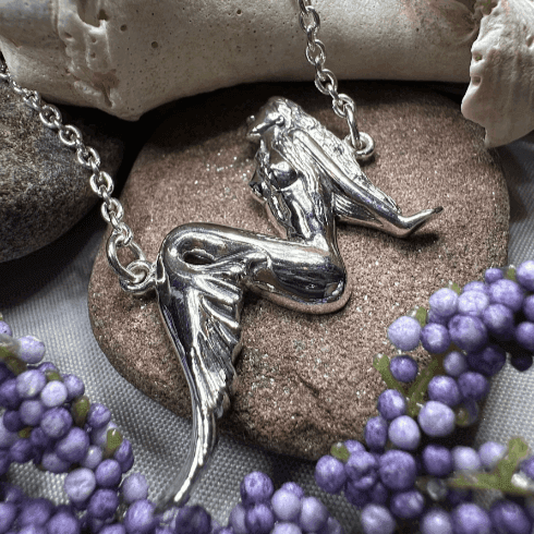 Mermaid Goddess Necklace - 