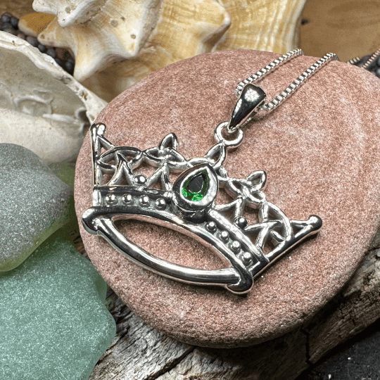 Celtic Crown Necklace - 18