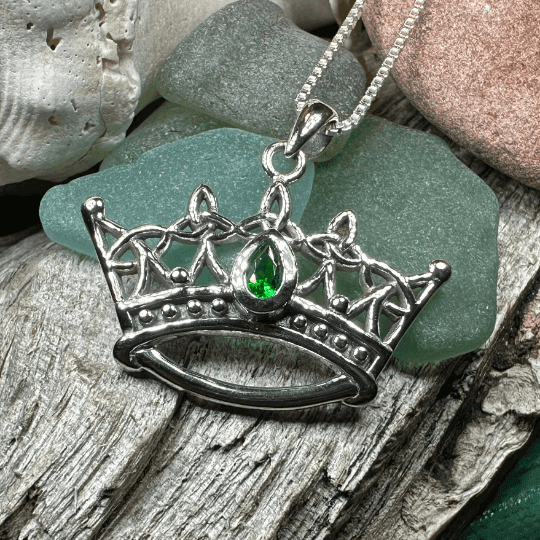 Celtic Crown Necklace - 18