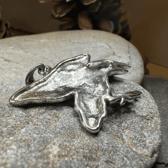 Dauntless Raven Necklace - 18