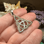 Larina Trinity Knot Necklace - 18