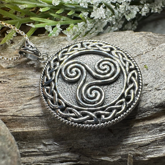 Aglimar Celtic Spiral Necklace