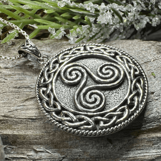 Aglimar Celtic Spiral Necklace - 18