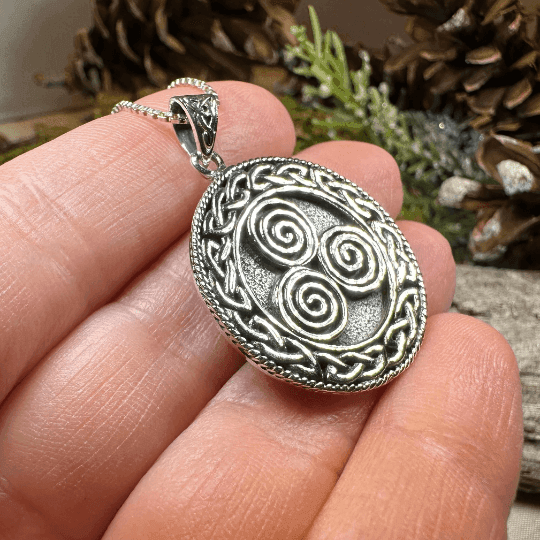 Adalgard Celtic Spiral Necklace - 18