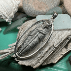 Eagle Feather Necklace - 18