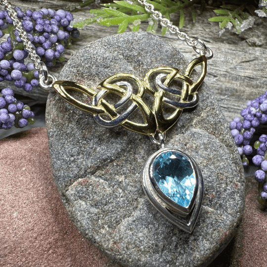 Celtic Double Knot Necklace - Garnet