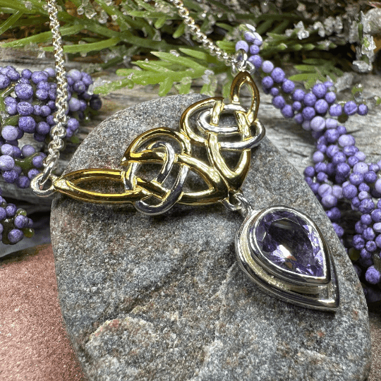 Celtic Double Knot Necklace - Garnet