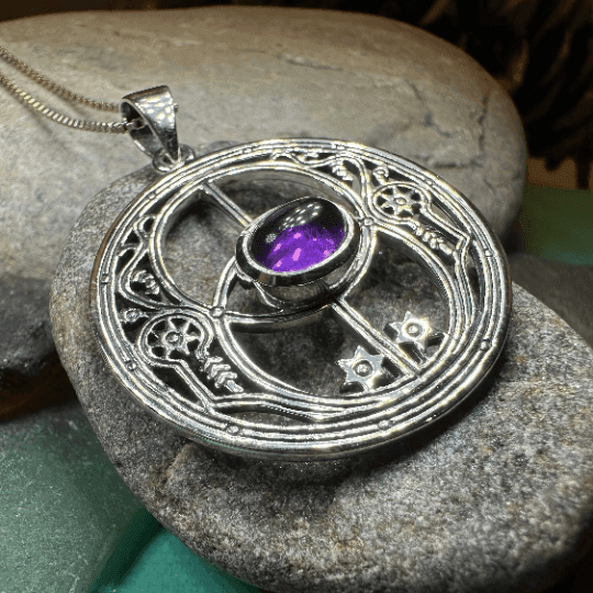 Isobel Chalice Well Necklace - 18 / Amethyst