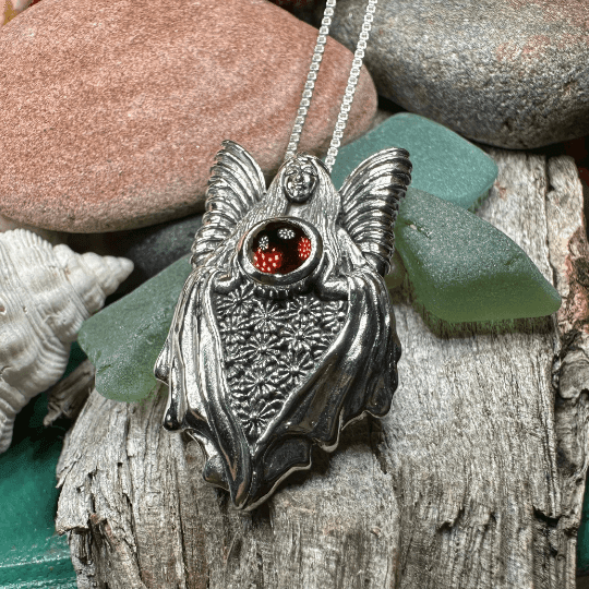 Titania Fairy Queen Necklace - 18 / Garnet