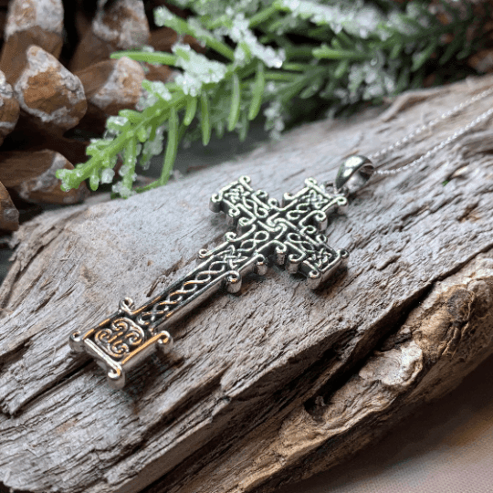 Scottish Skinnet Cross Necklace - 