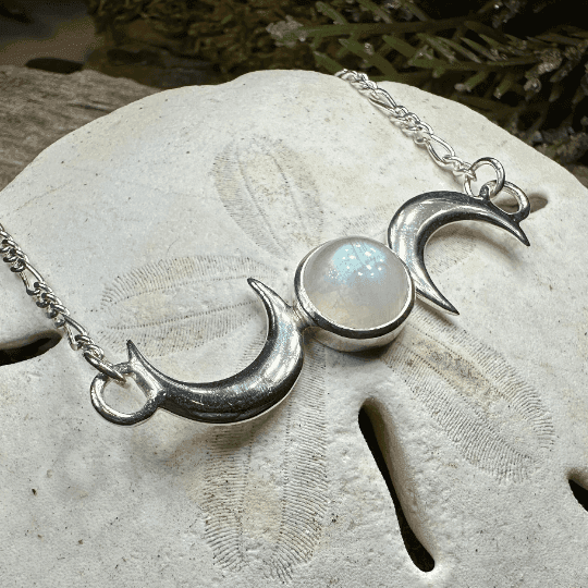 Nialla Triple Moon Necklace - 